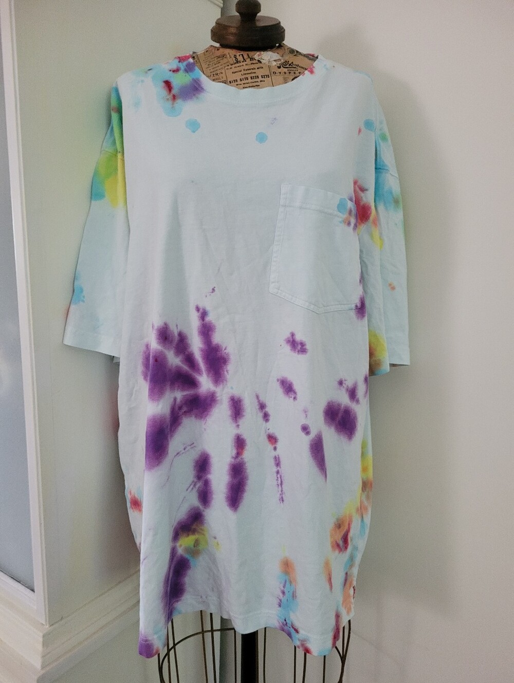 Duluth Trading Co Tie-Dye Pocket Tee - White with Purple, Blue, Yellow, Pink L